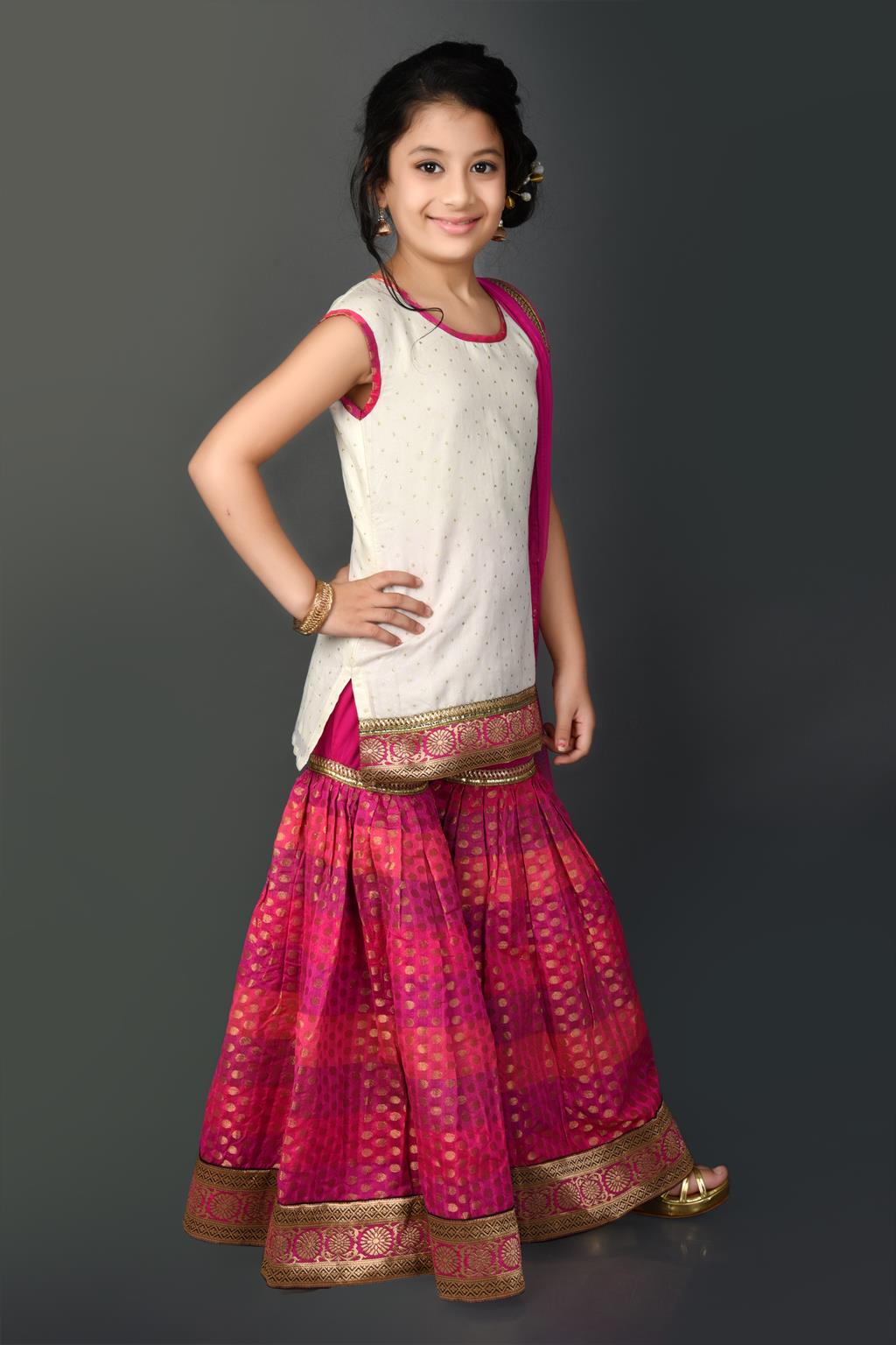White Embellished Brocade Kurta Sharara Dupatta - Image 4