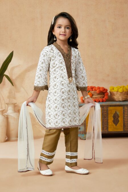 Off White Cotton Straight Kurta Pants Dupatta - Image 3