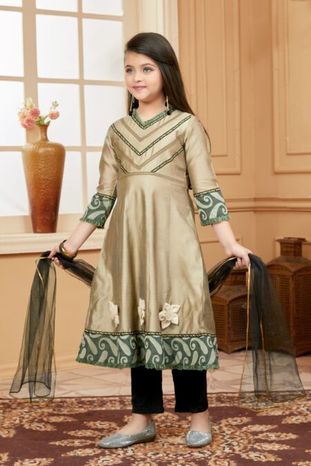 Brown Handloom Silk Kurta Pants Dupatta - Image 2